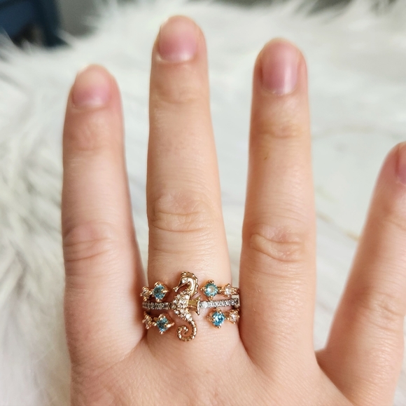 NWT Bomb Party 'Shimmering Seas' Atlantis Mixed Metal Set of 3 Rings - S… - Picture 7 of 9